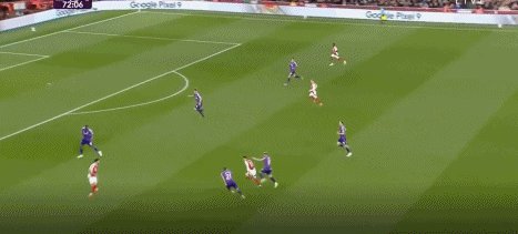 1743552489488011461.gif